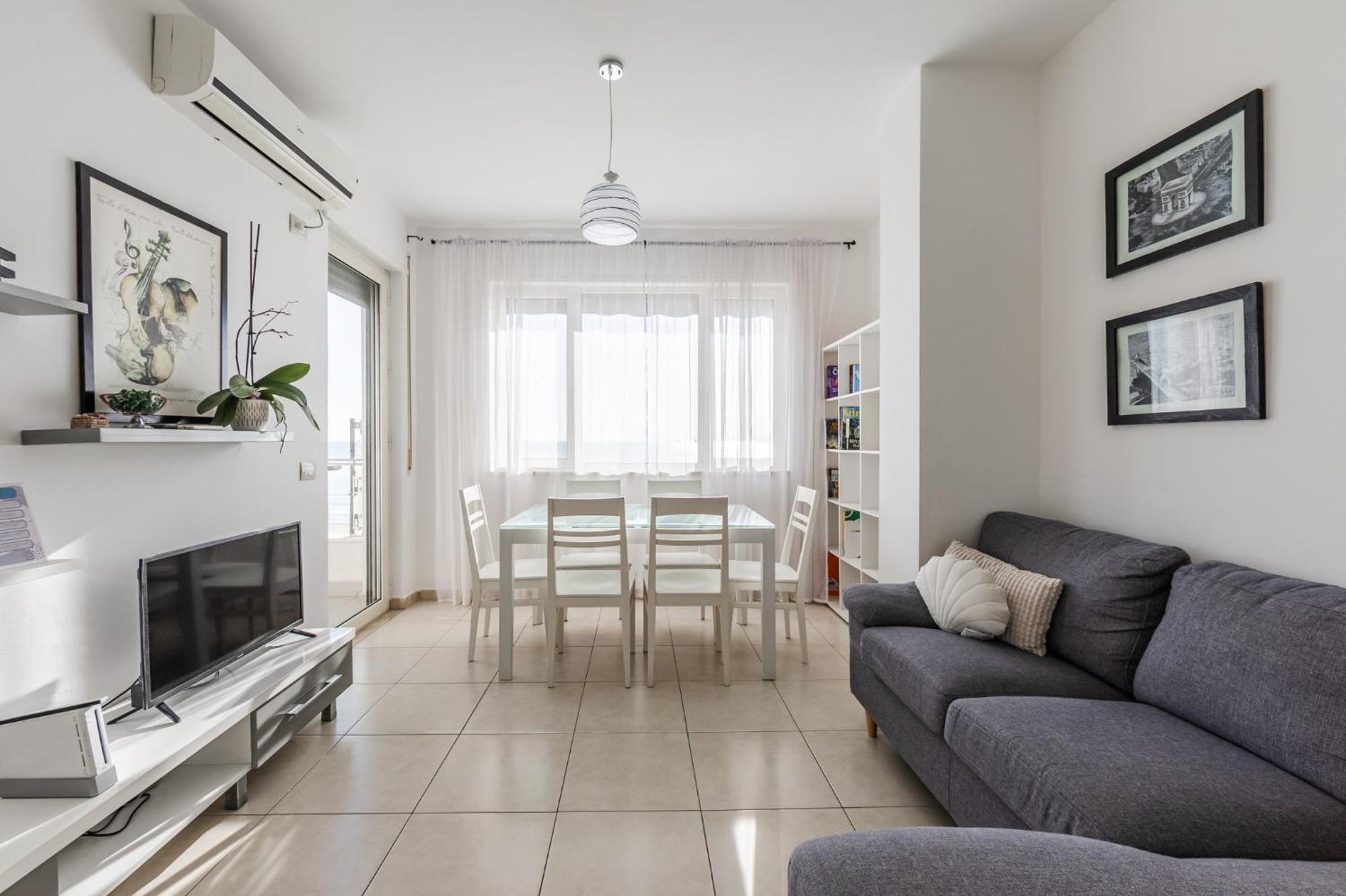 The Beachfront Apartment Durrës Buitenkant foto